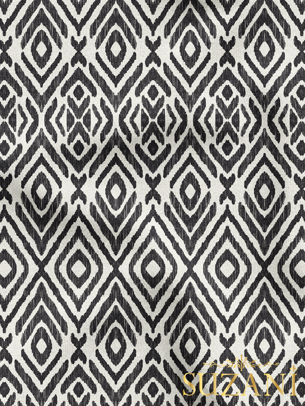 Siyah İkat Desenli Dijital Baskılı Kumaş