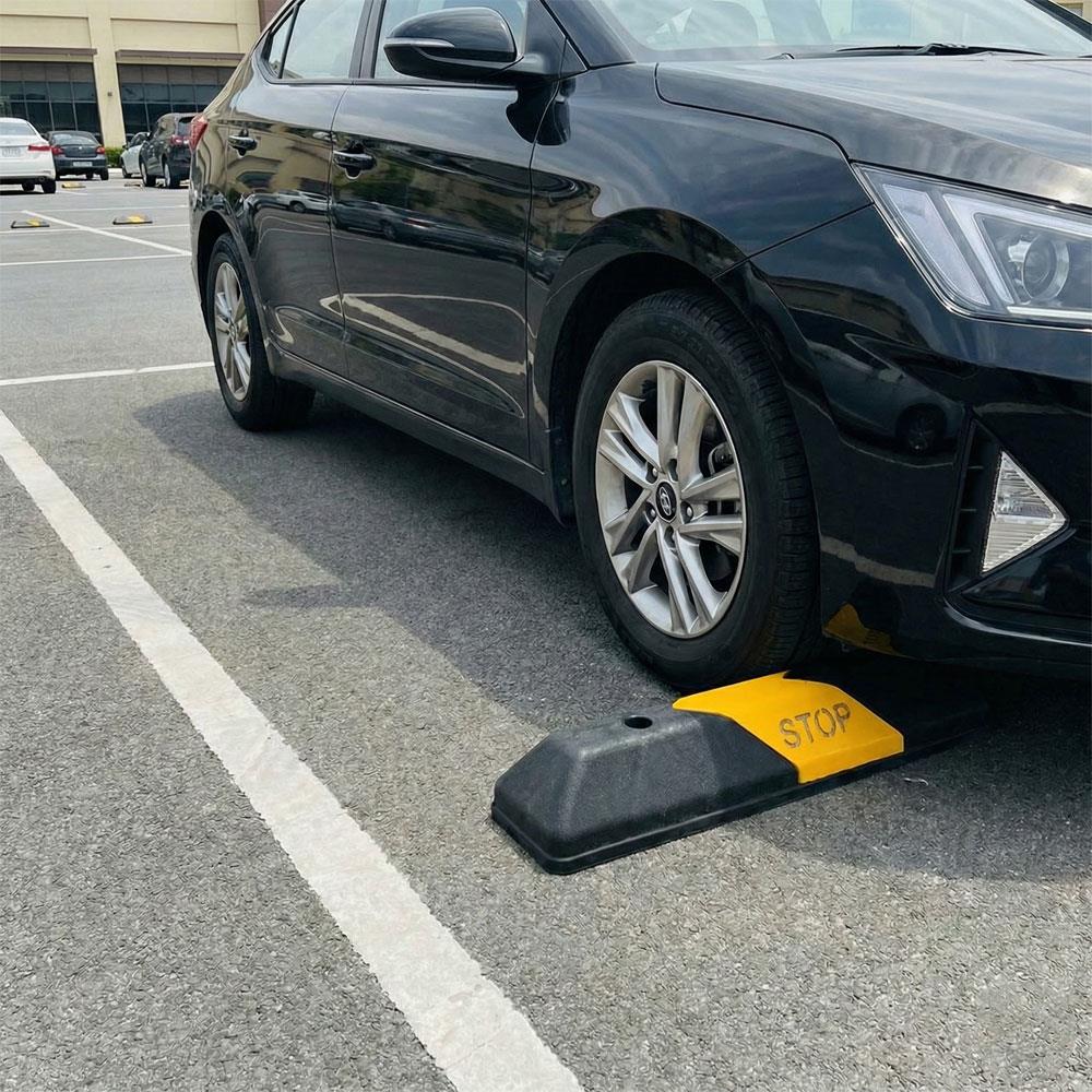 10lu Plastik Oto Park Araç Stoperi 60 cm Siyah-Sarı