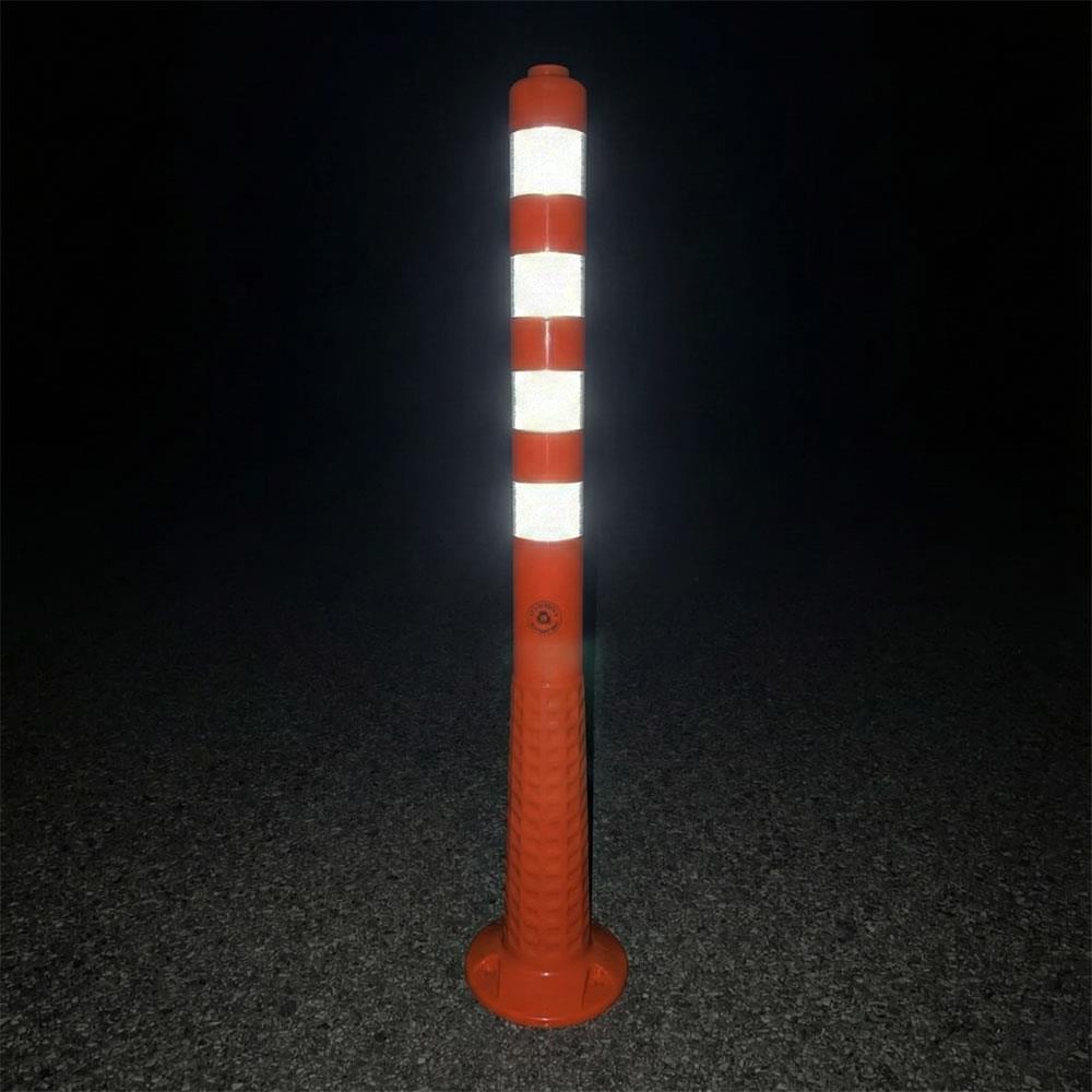 Delinatör 100 x 8 cm TPE Soketli