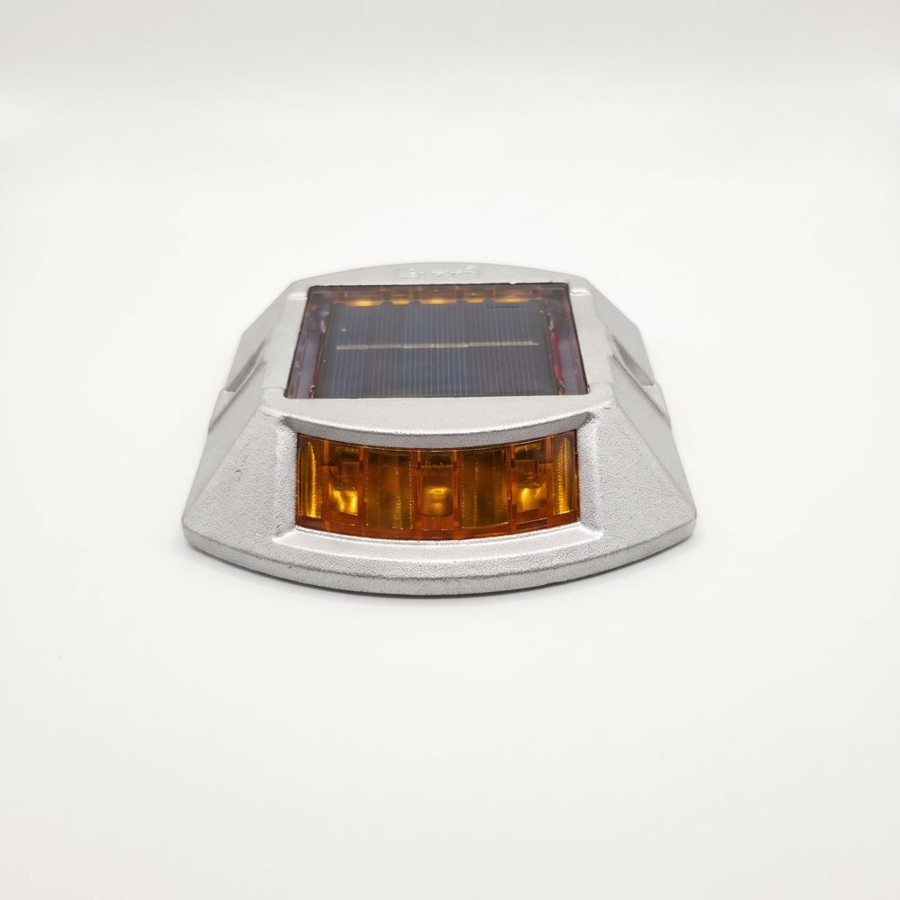 Sarı Solar Yol Butonu 3+3 Ledli