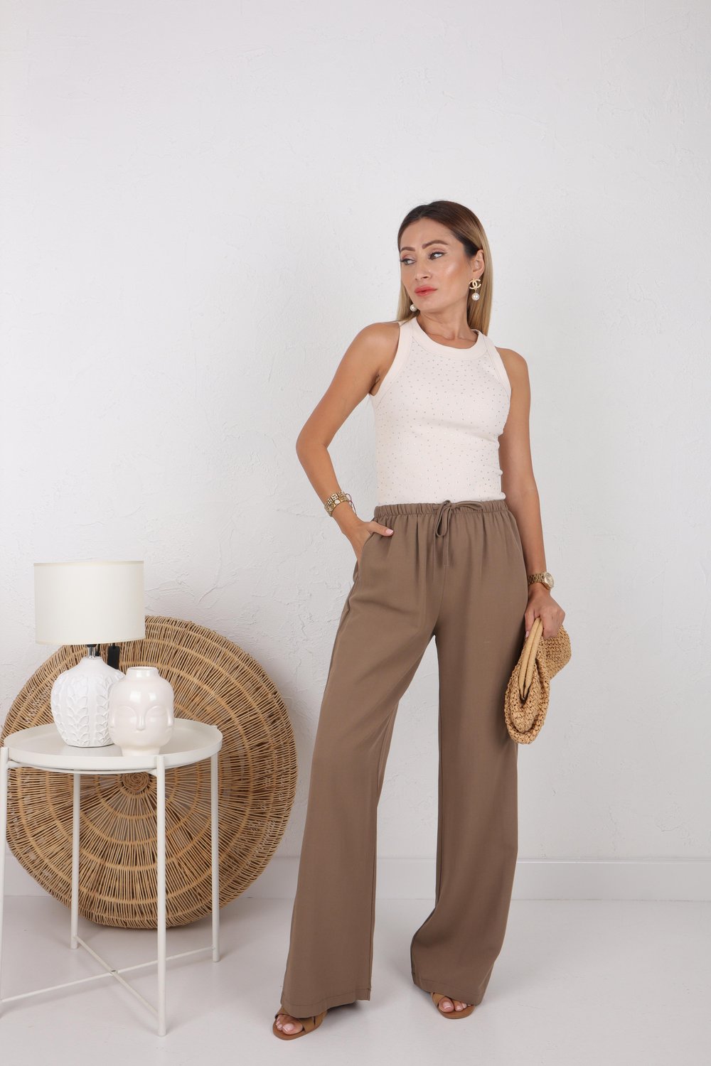 Beli Bağcıklı Kahve Keten Pantolon
