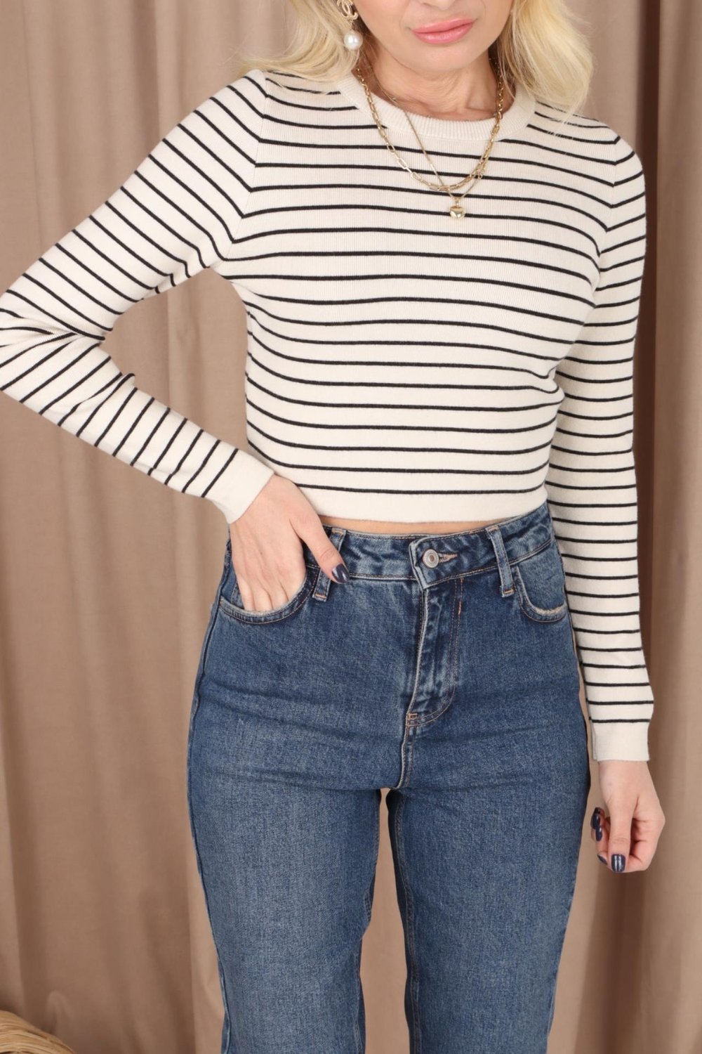 Bisiklet Yaka Ekru Çizgili Crop Kazak