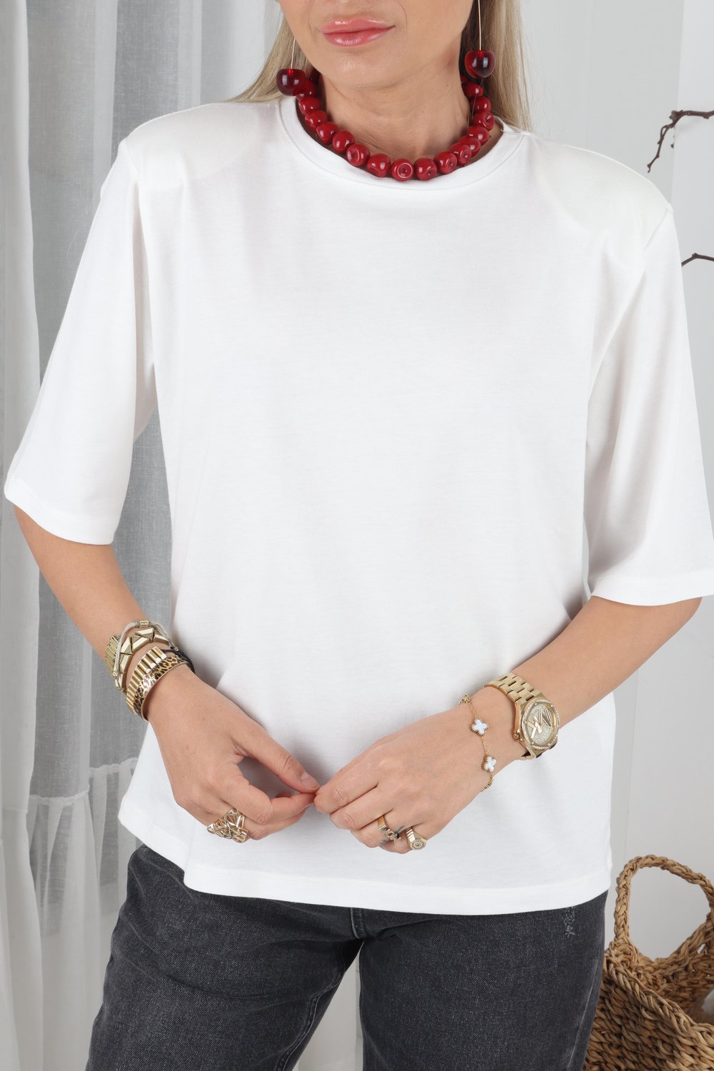 Bisiklet Yaka Vatkalı Ekru Basic Tshirt