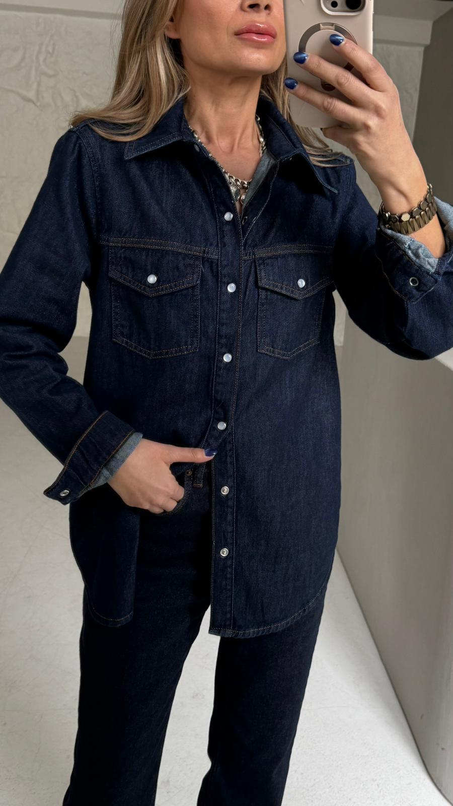 Çıtçıtlı Lacivert Denim Gömlek