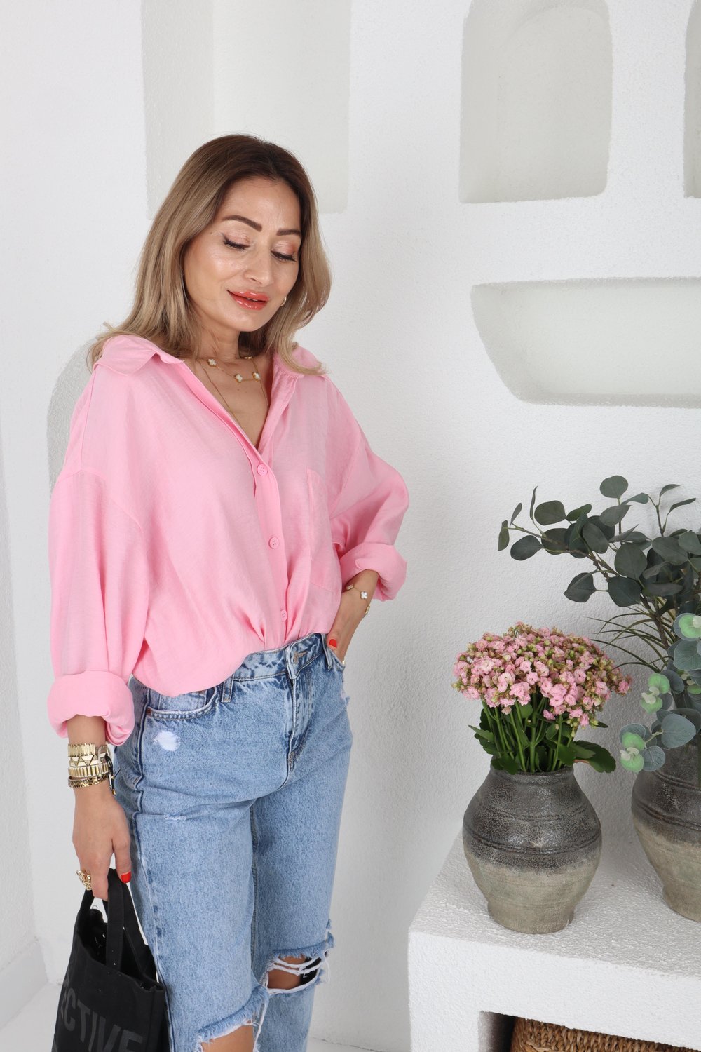 Düşük Omuzlu Oversize Pembe Gömlek