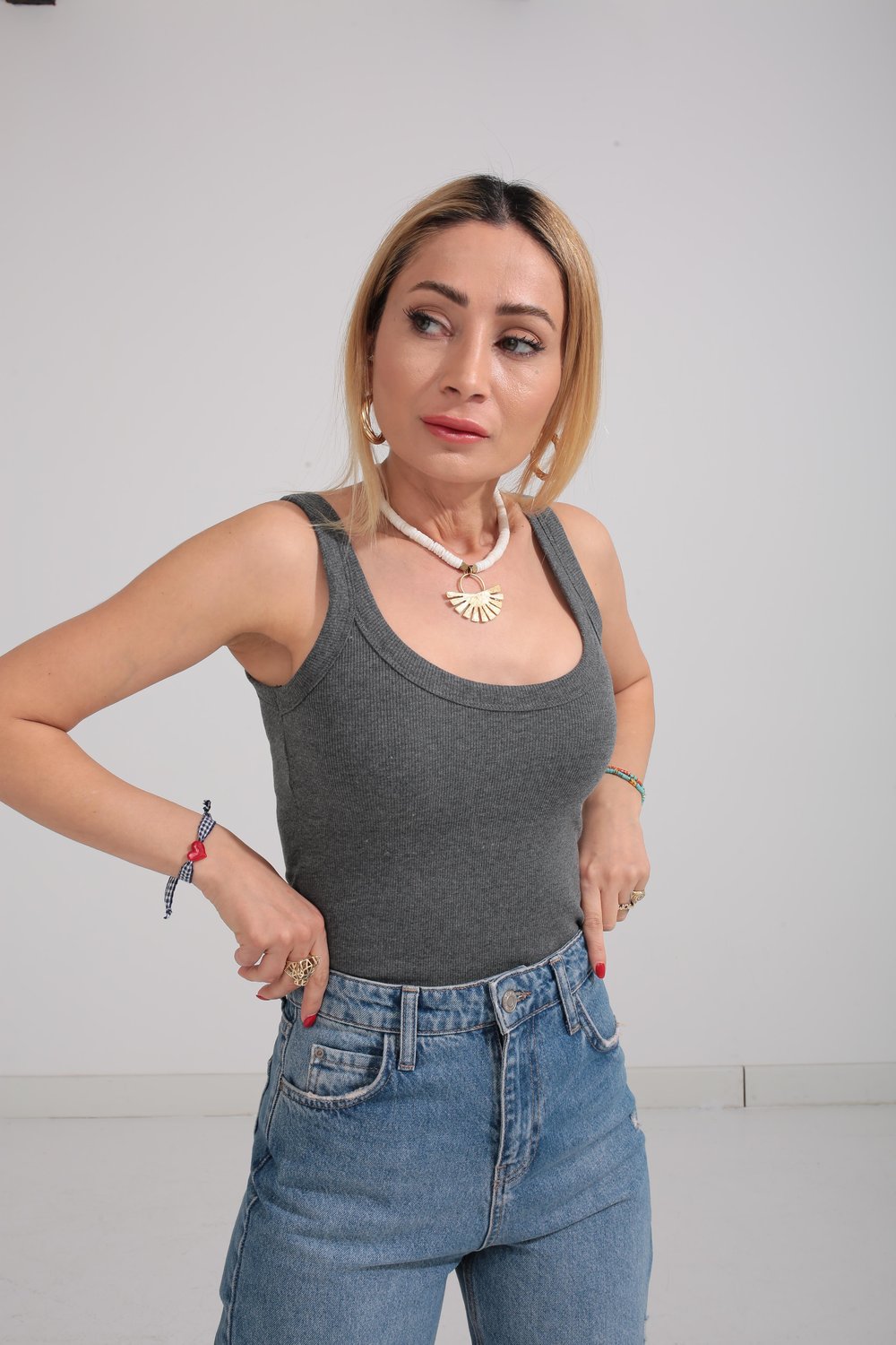 Kalın Biyeli Askılı Füme Fitilli Atlet