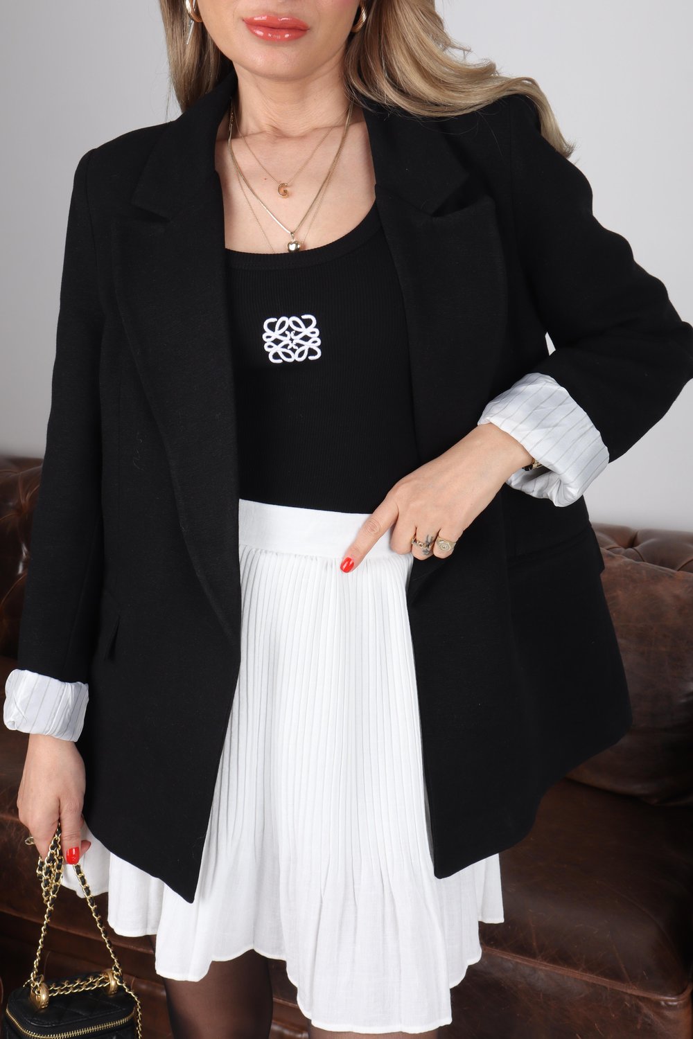 Kolu Katlı Çizgili Astarlı Siyah Keten Blazer Ceket