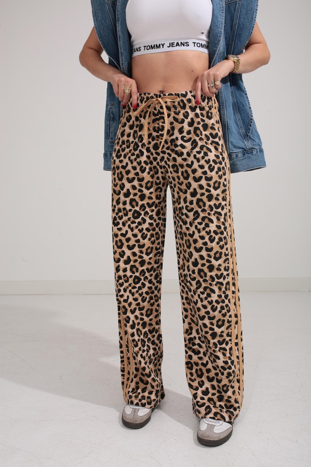 Leopar Desen Şeritli Üç İplik Pantolon
