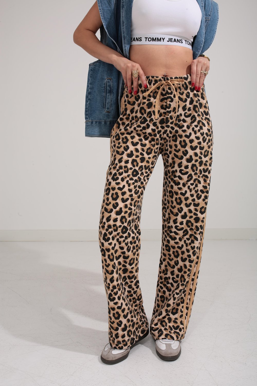 Leopar Desen Şeritli Üç İplik Pantolon