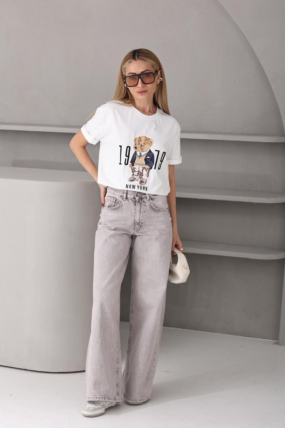 Teddy Nakışlı Ekru Tshirt
