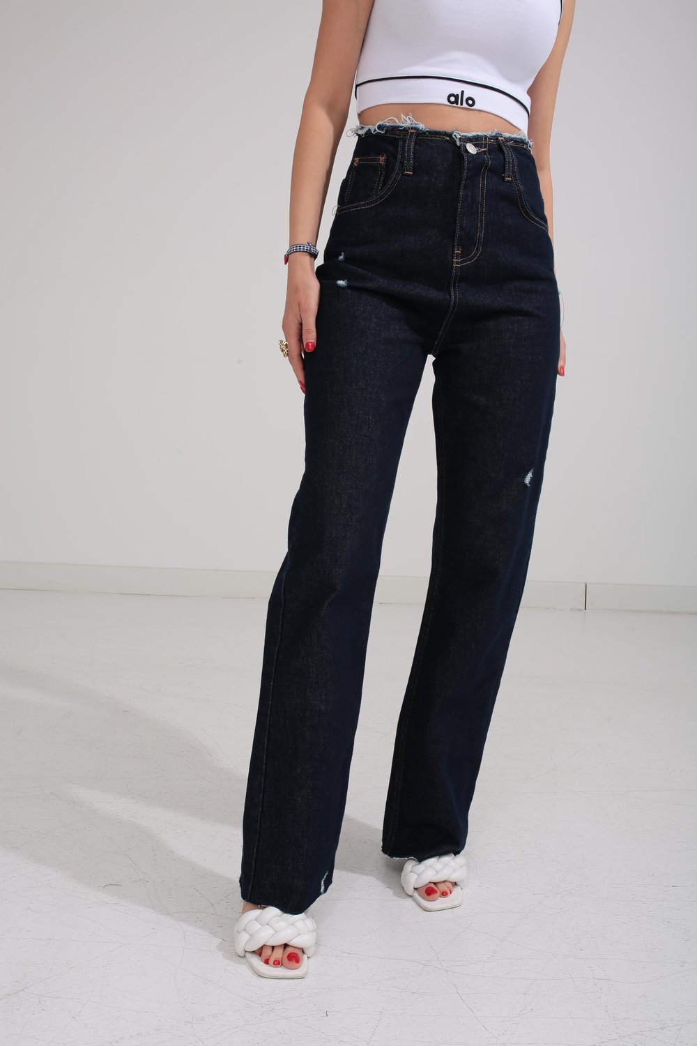 Tırnaklı Kemersiz Straight Leg Jean(1979)
