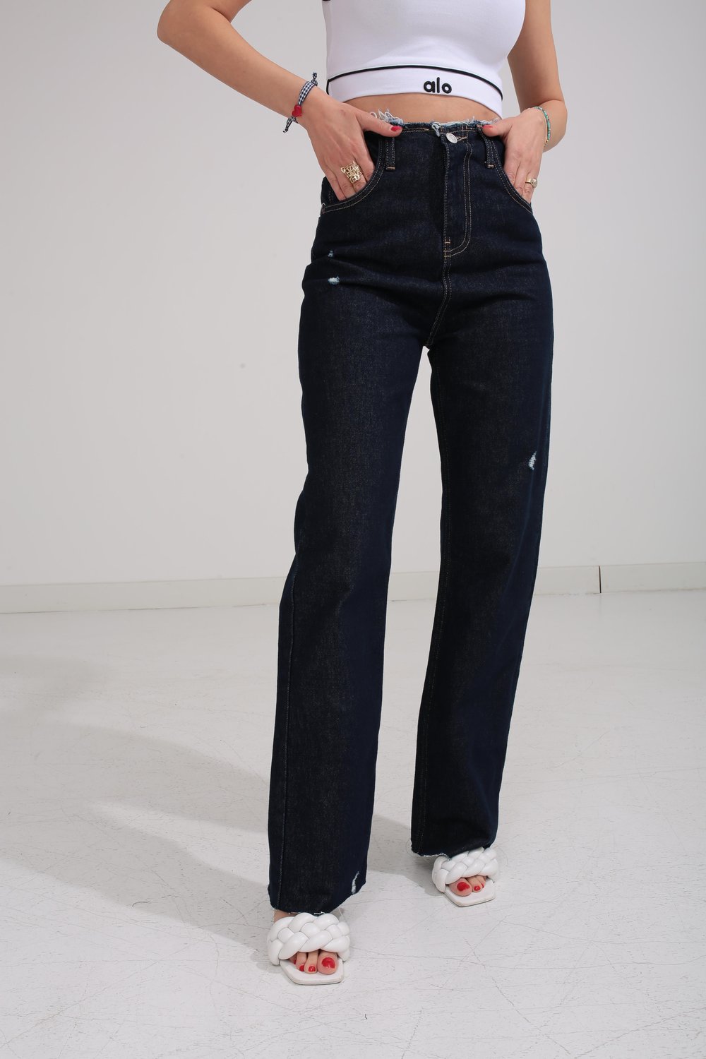 Tırnaklı Kemersiz Straight Leg Jean(1979)