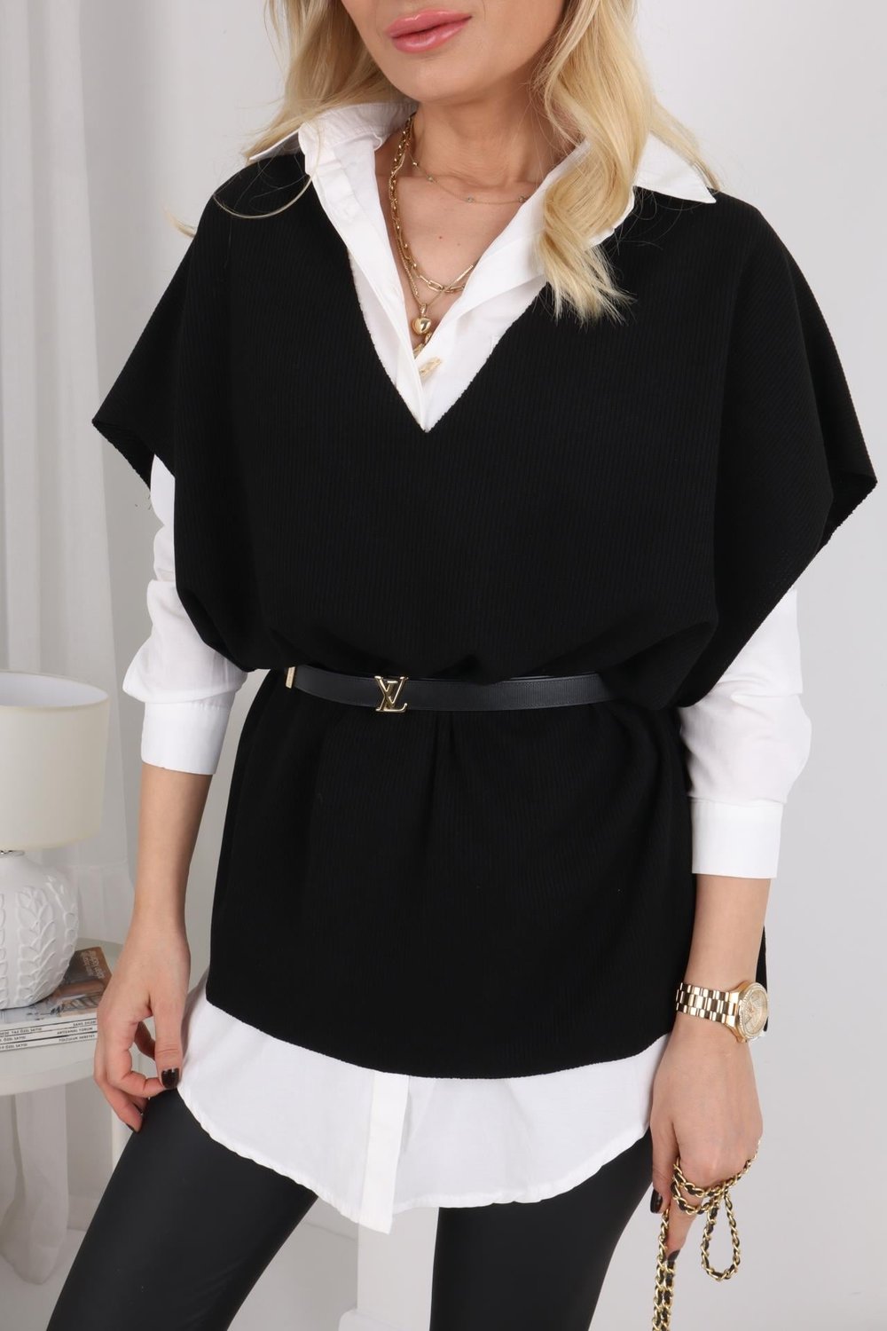 Yırtmaçlı Tek Cepli Ekru Oversize Gömlek