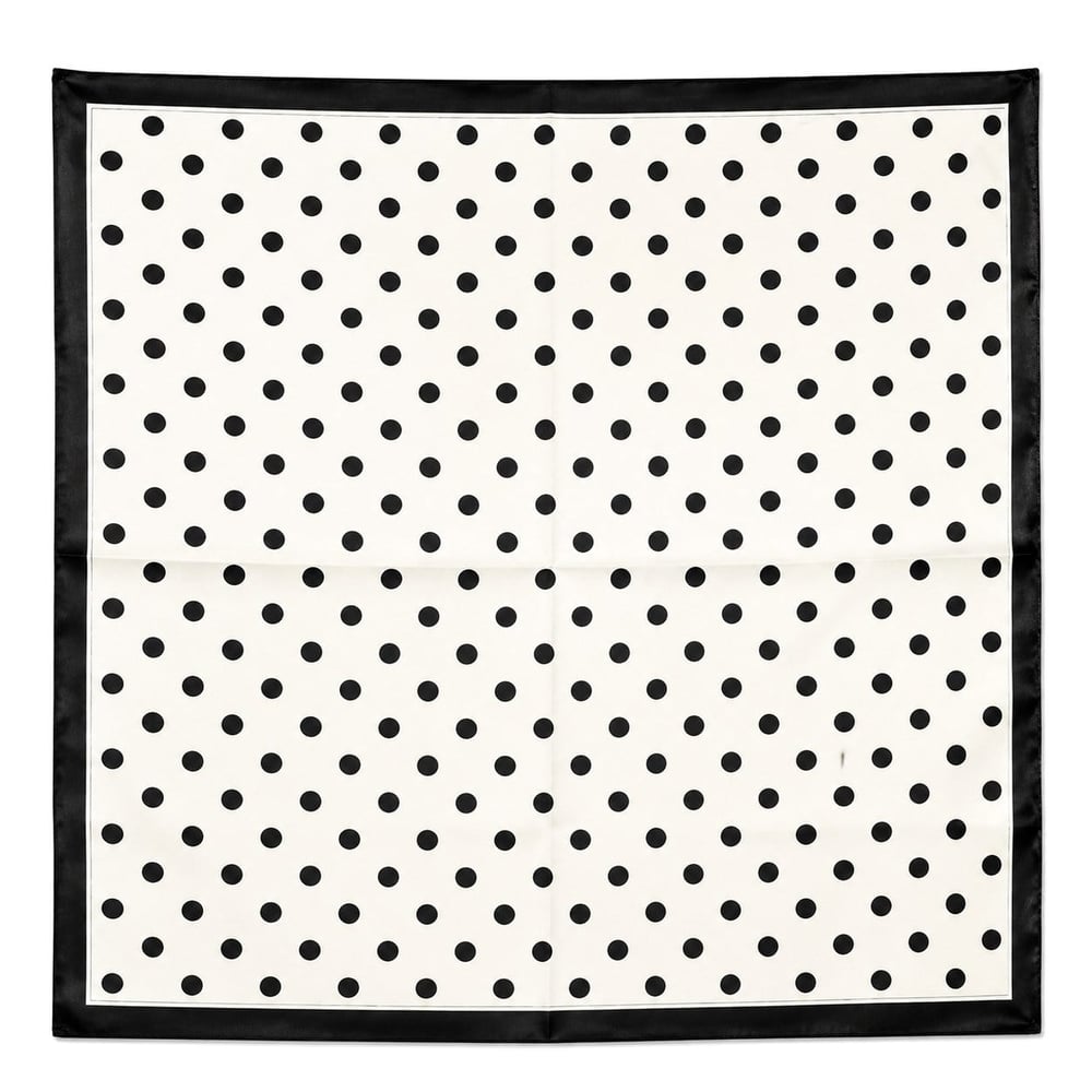 Nişantaşı Butik 70X70 FULAR DESEN6