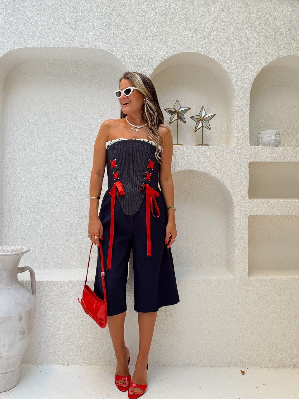 Nişantaşı Butik YÜKSEK BEL TEK PİLE BERMUD LACİVERT KUMAS  ŞORT