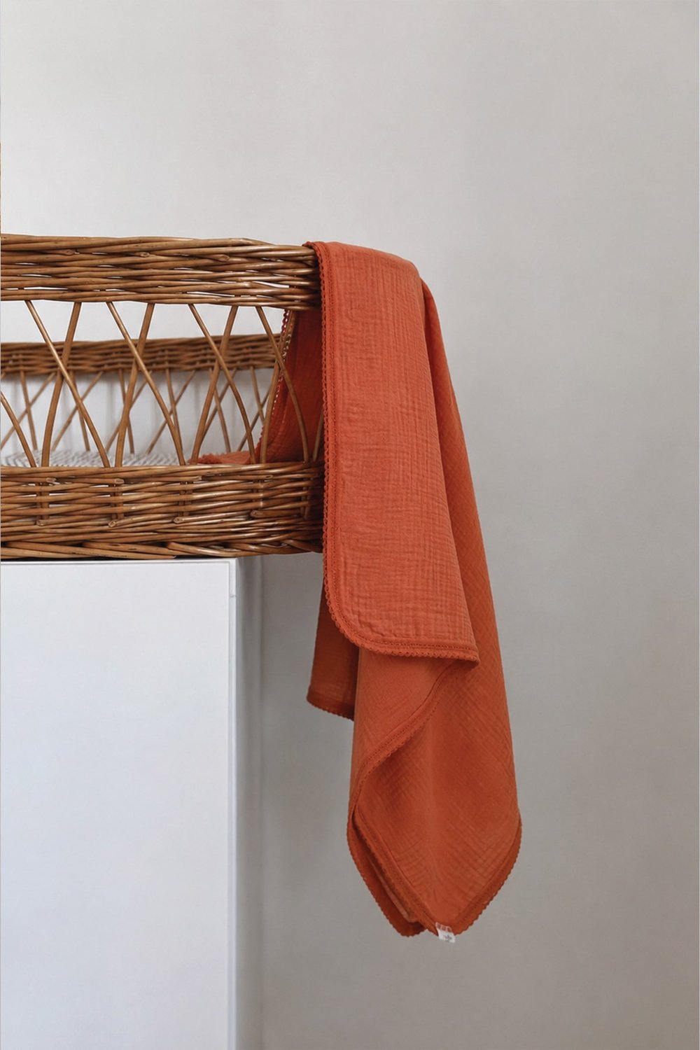 Dantel İşlemeli Tekkat Organik Müslin Battaniye 100X100 cm +/- 3 cm Rust
