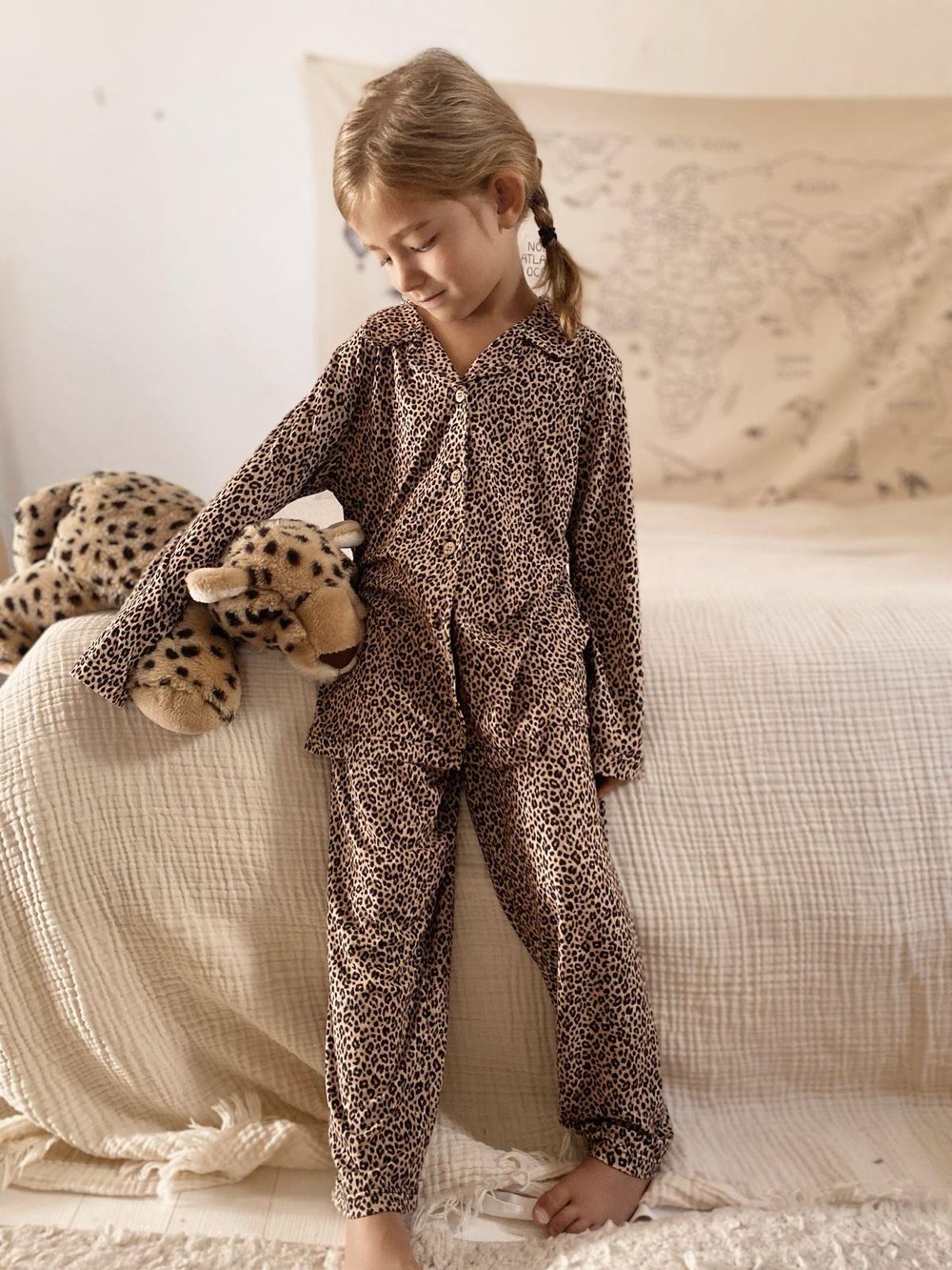 Dökümlü Gömlek Yaka Pijama Takım 8-12 Yaş Leopar Desen