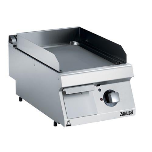 Zanussi 40 cm Düz Pleyt Izgara Elektrikli 40x70x25 cm 372193ZanussiZanussi 40 cm Düz Pleyt Izgara Elektrikli 40x70x25 cm 372193Elektrikli Pleyt IzgaralarZanussi 40 cm Düz Pleyt Izgara Elektrikli 40x70x25 cm 372193