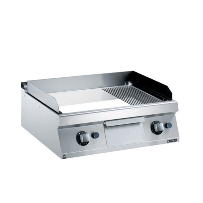 Zanussi 80 cm Yarı Oluklu Pleyt Izgara 80x70x25 cm Elektrikli 372197ZanussiZanussi 80 cm Yarı Oluklu Pleyt Izgara 80x70x25 cm Elektrikli 372197Elektrikli Pleyt IzgaralarZanussi 80 cm Yarı Oluklu Pleyt Izgara 80x70x25 cm Elektrikli 372197