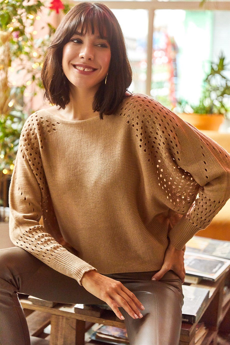 Ajurlu Yarasa Oversize Triko Kazak Camel