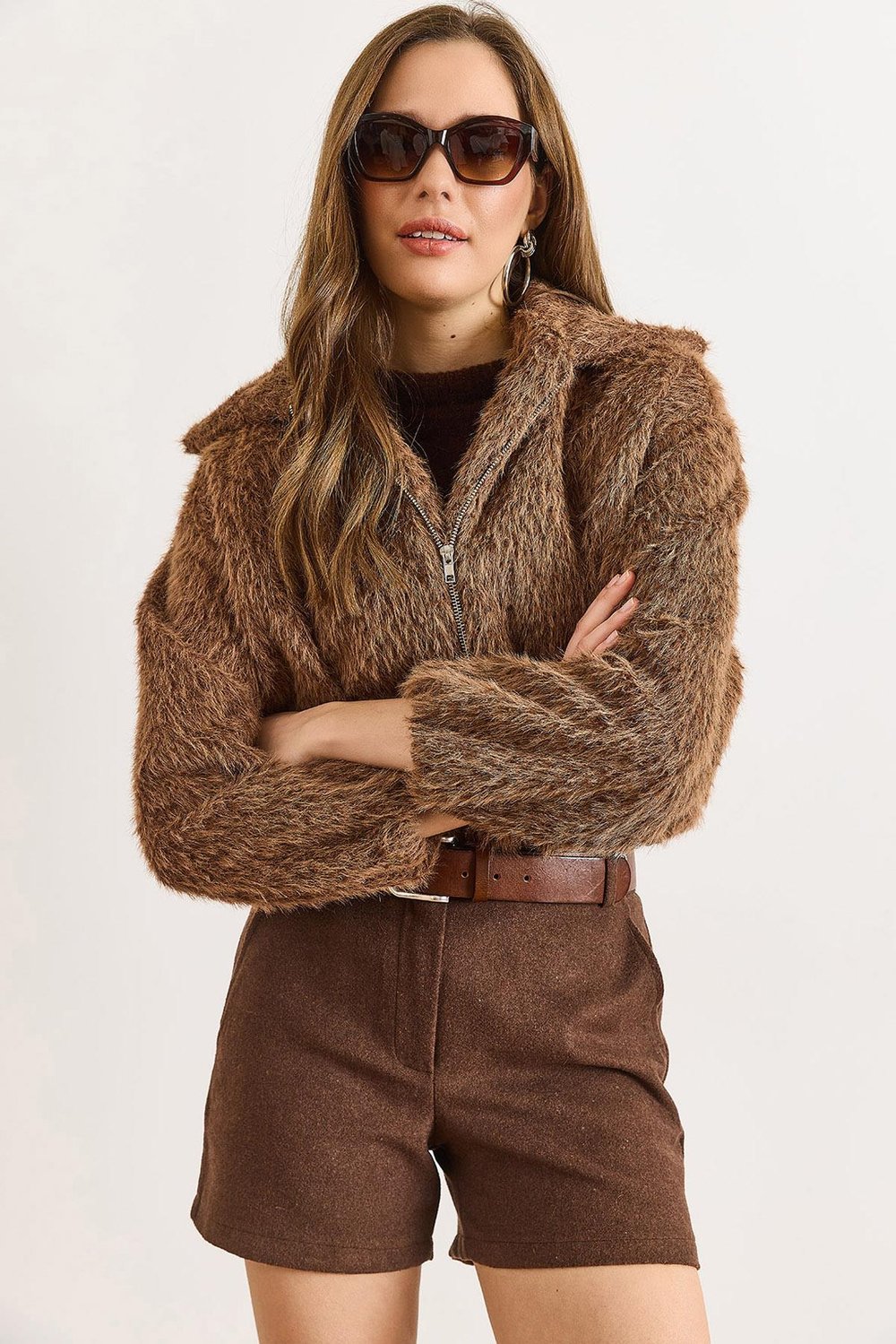 Astarlı Fermuarlı Cepli Suni Kürk Kaban Camel