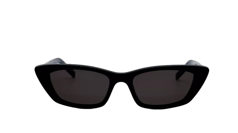 Yves Saint Laurent  277 009 52-18  Güneş Gözlüğü