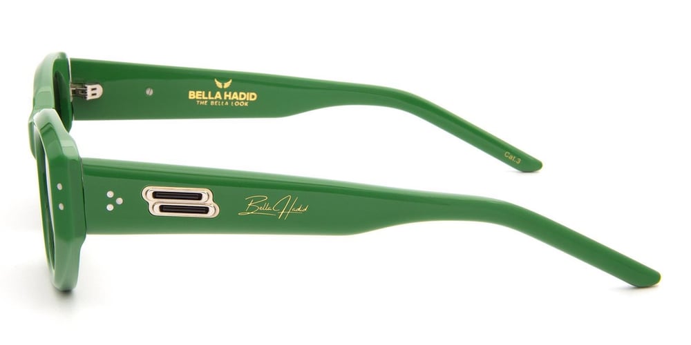 Bella Hadid BENVEN CR7 54