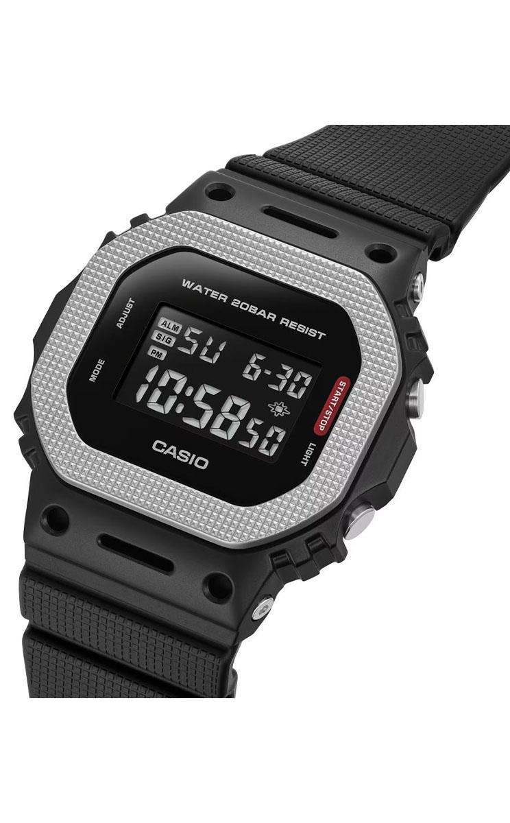 Casio G-Shock GM-5600BM-1DR Erkek Kol Saati