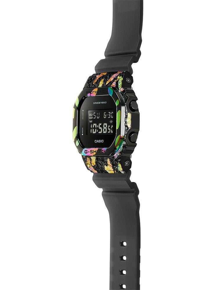 Casio G-Shock GM-5640GEM-1DR Erkek Kol Saati