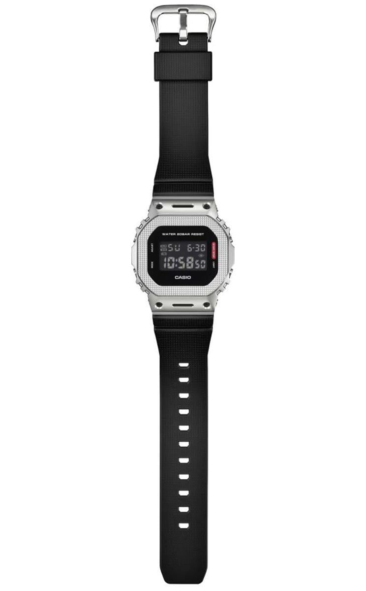 Casio G-Shock GM-5600M-1DR Erkek Kol Saati