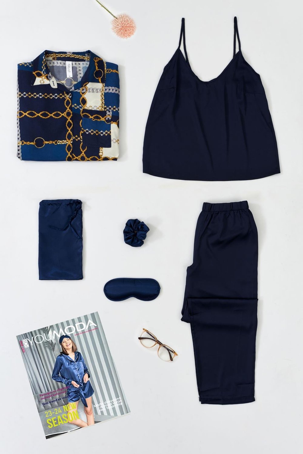 For You İn&Out 6 lı Hem İçeride Hem Dışarıda Zincir Desen Lacivert Pijama Takım  For You İn&Out 6'lı Hem İçeride Hem Dışarıda Zincir Desen Lacivert Pijama Takım