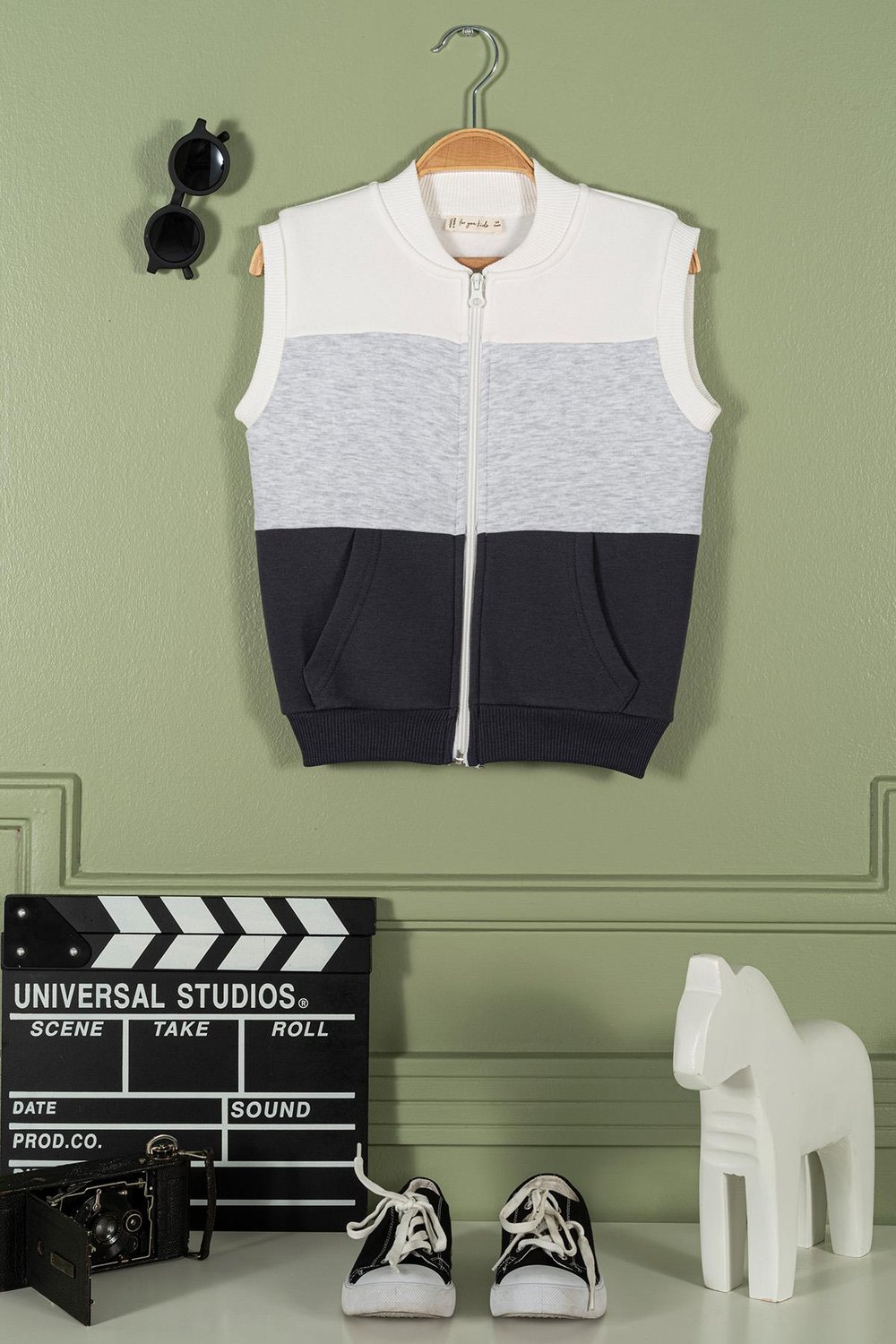 For You Kids Fermuarlı Garnili Kanguru Cep Antrasit Erkek Çocuk Yelek For You Kids Fermuarlı Garnili Kanguru Cep Antrasit Erkek Çocuk Yelek