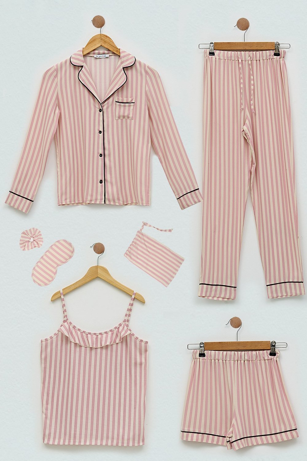 Çocuk>Kız Çocuk>Kız Çocuk Pijama Takımı For You Kids For You Kids 7 li Viskon Biyeli Çizgili Fuşya Pijama Takımı
