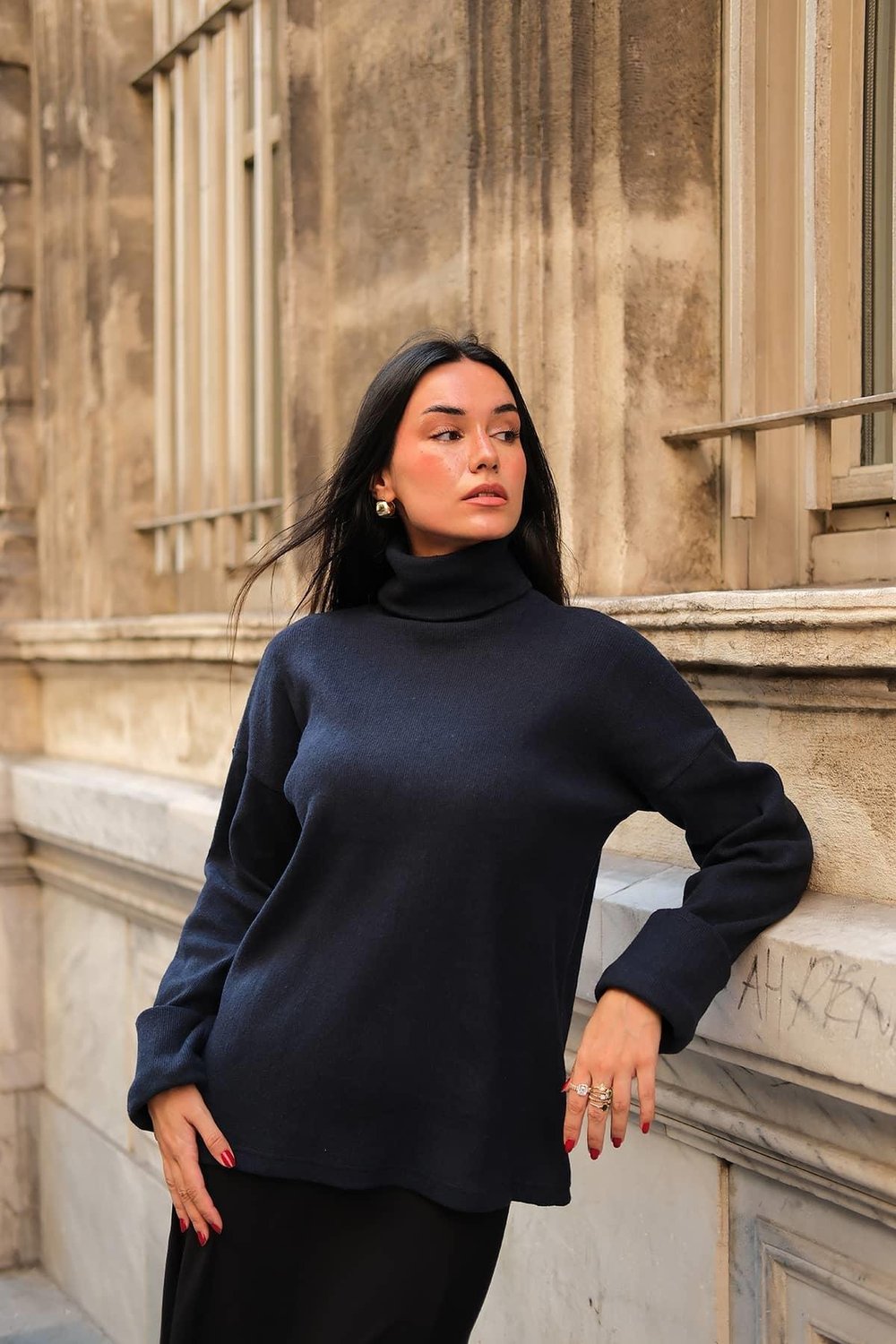 Y London Kol Detaylı Balıkcı Yaka Boğazlı Lacivert Bluz  Y London Kol Detaylı Balıkcı Yaka Boğazlı Lacivert Bluz 