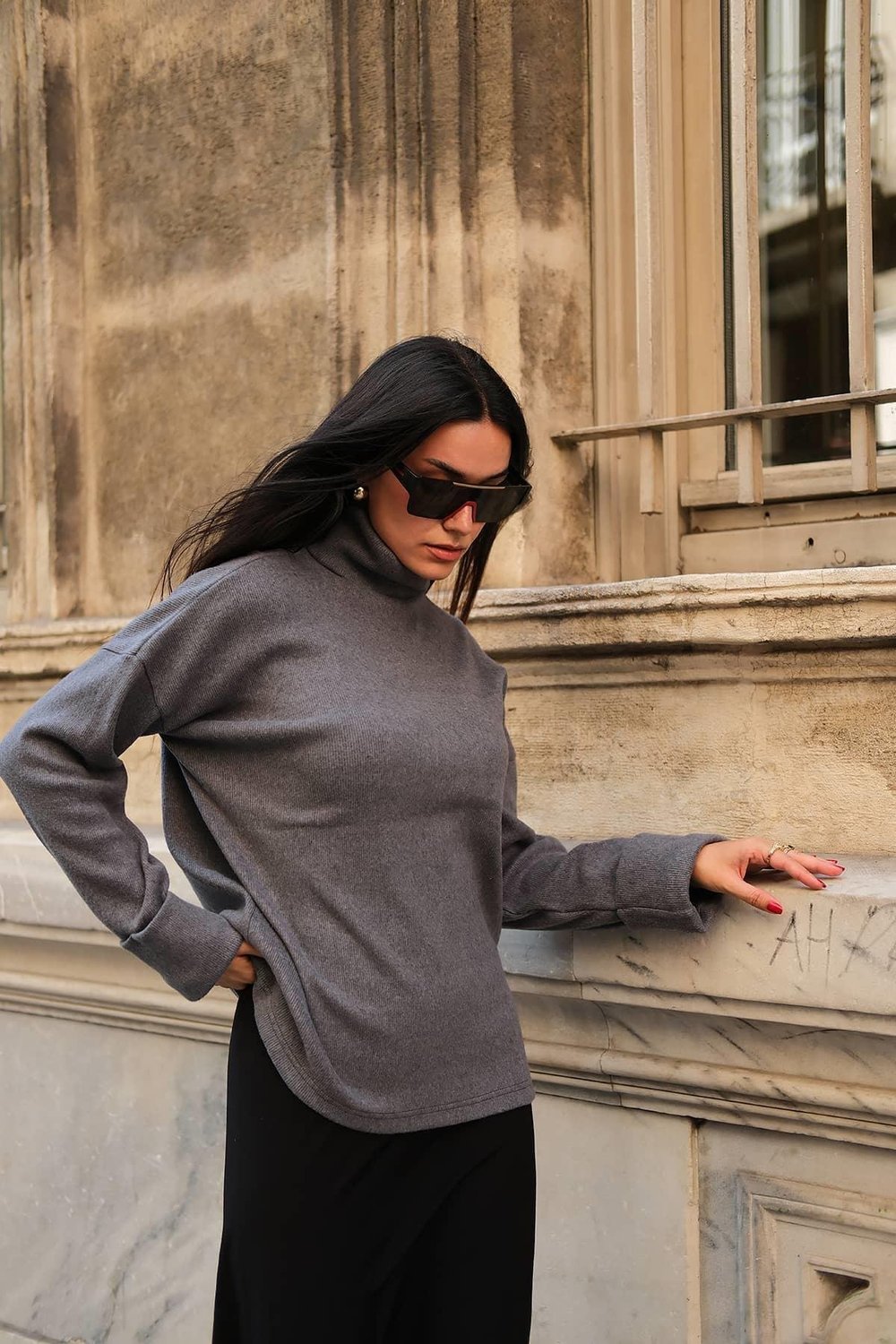 Y London Kol Detaylı Balıkcı Yaka Boğazlı Antrasit Bluz  Y London Kol Detaylı Balıkcı Yaka Boğazlı Antrasit Bluz 