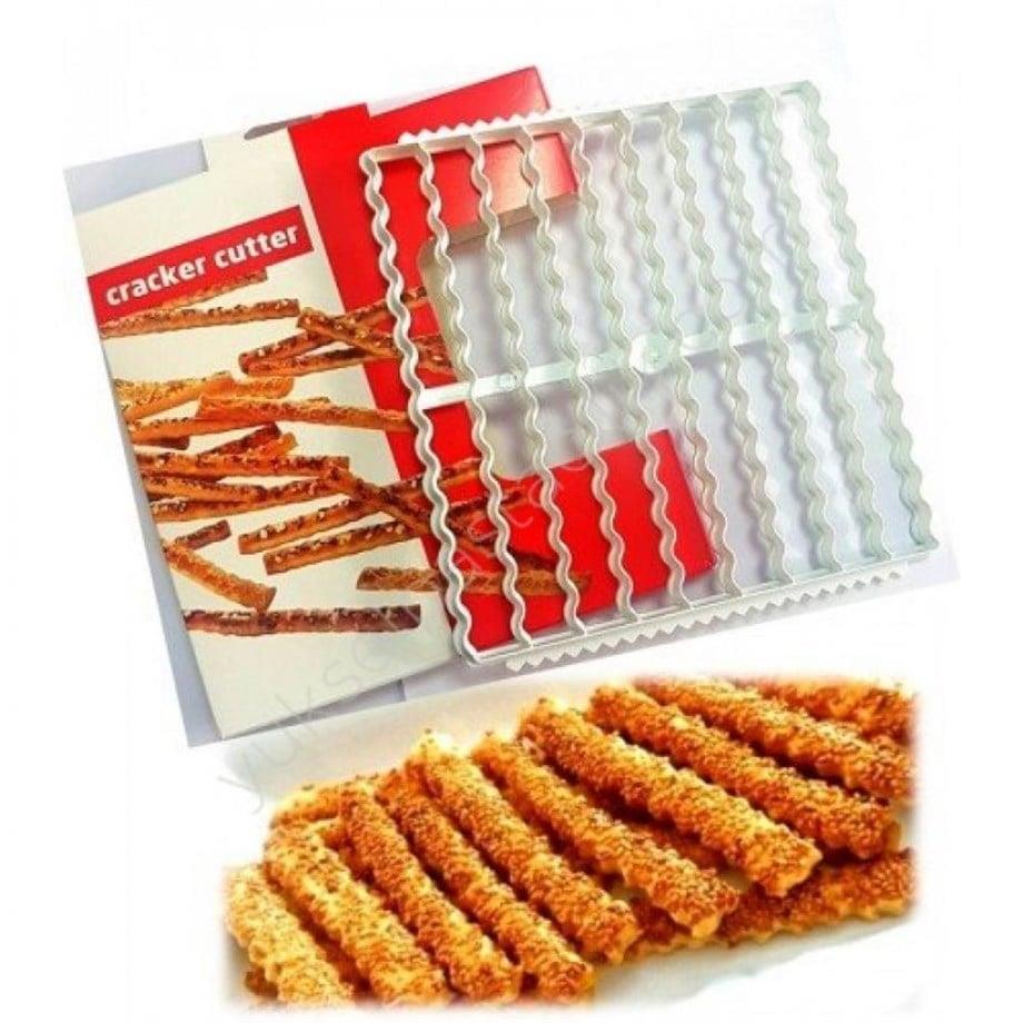 B001 Plastik Kraker Kesici