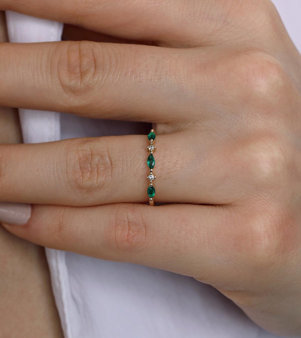 Yeşil Taşlı Markiz Yüzük