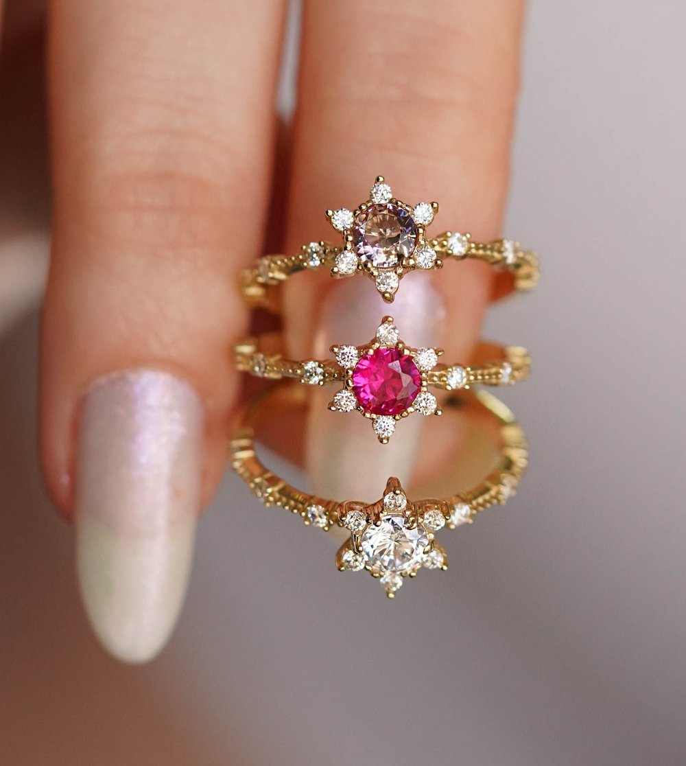 Pembe Lotus Yüzük