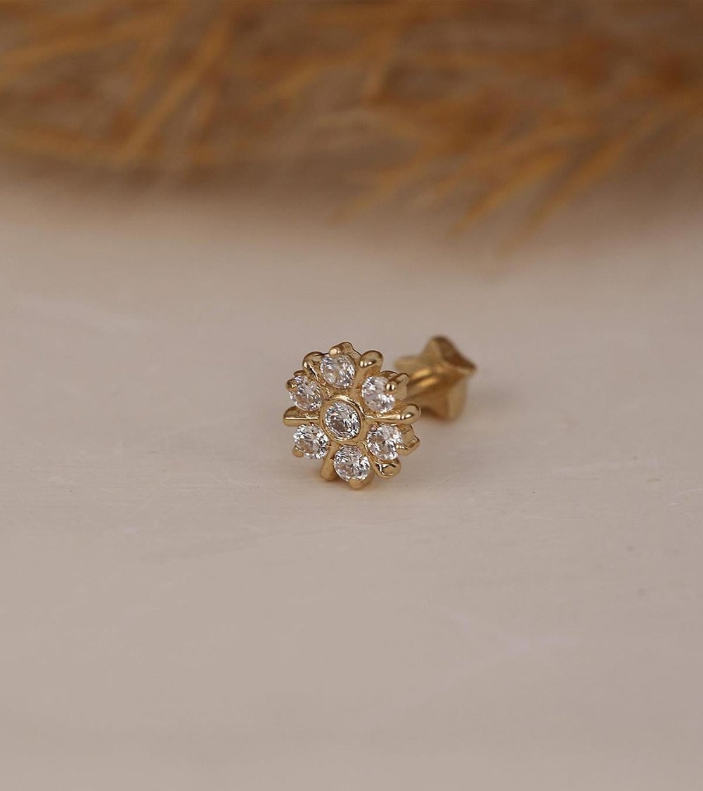 Taşlı Çiçek Piercing
