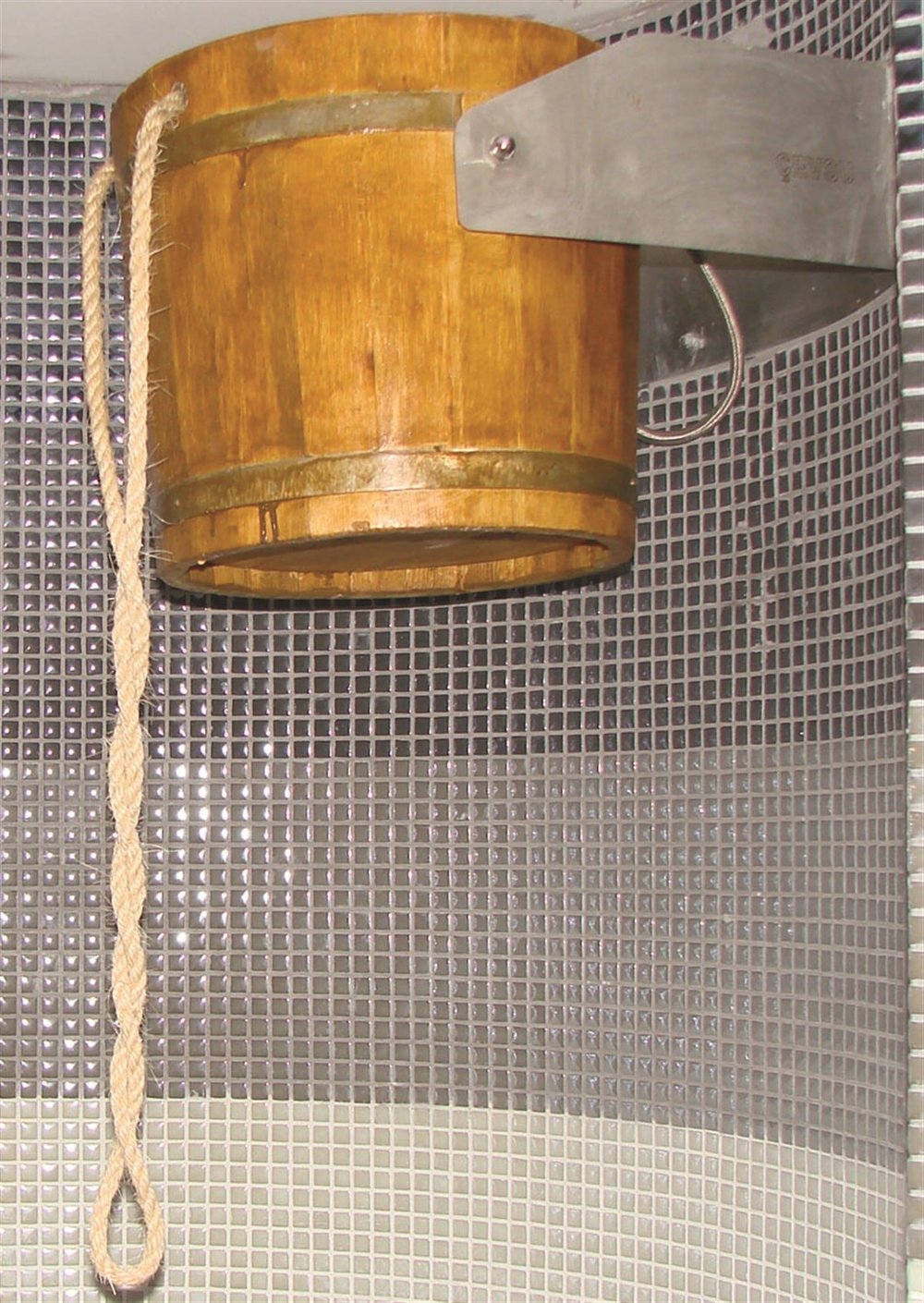 Ahşap Şok Duş Kovası