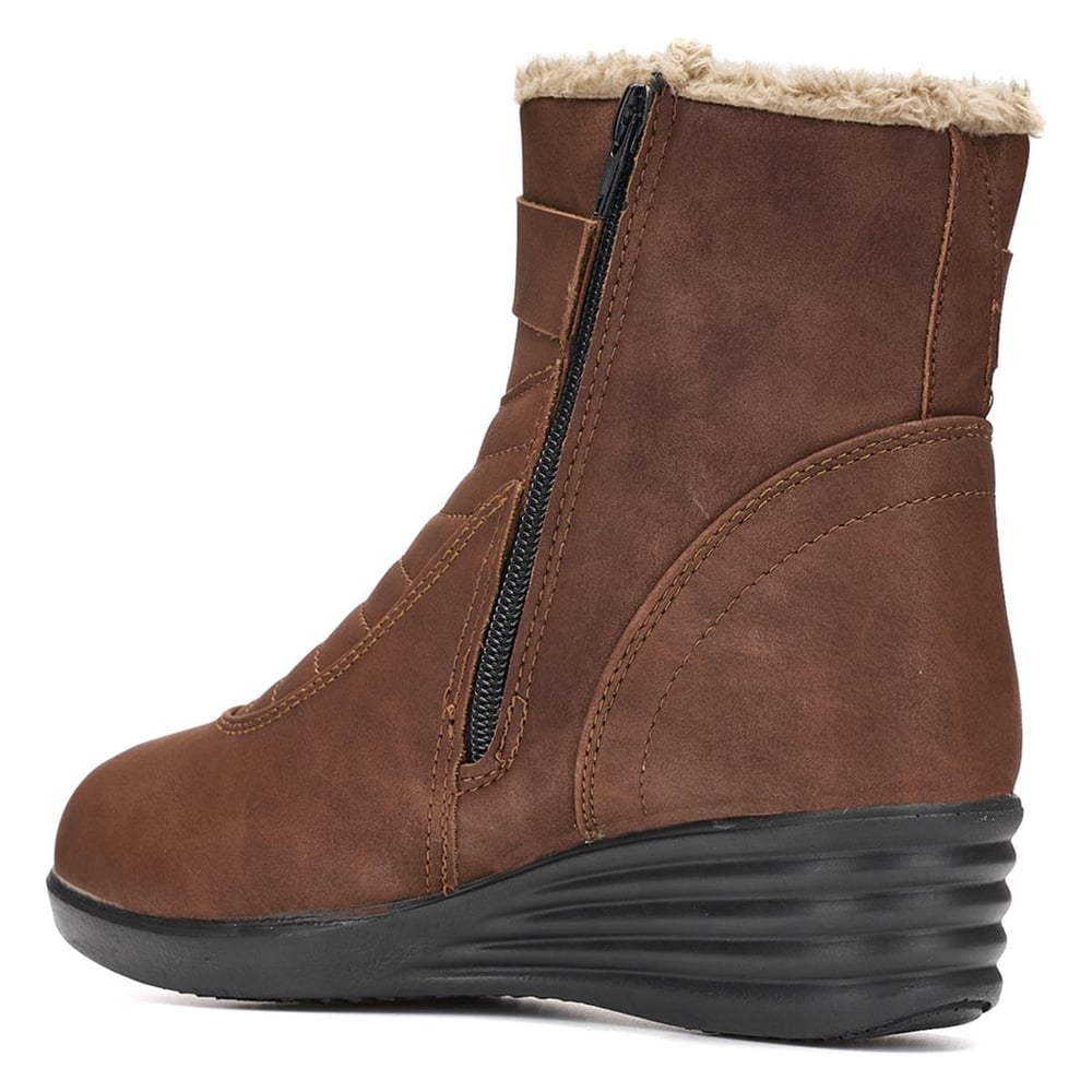 ALVES_Z_JUMBO_BOT_811 TABA_41-42