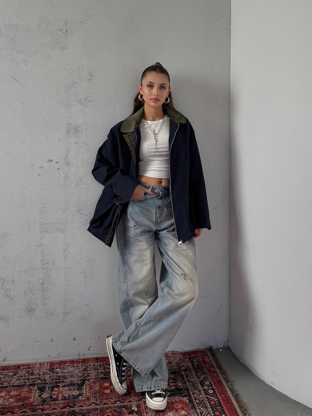 Elvar Yakası Kadife Detay Ekose Astarlı Lacivert Ceket