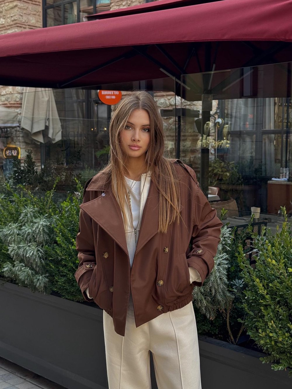 Jeksa Yakası Kürk Detay Kısa Kahve Trençkot