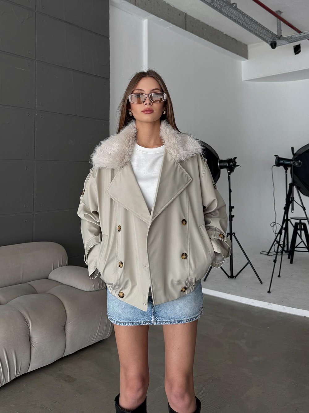 Jeksa Yakası Kürk Detay Kısa Taş Trençkot