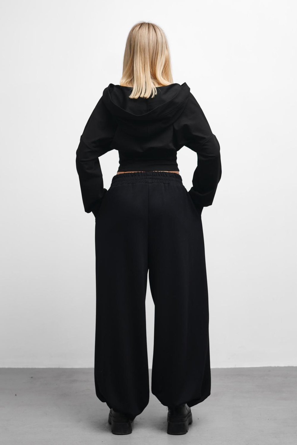 THEOW Dantel Detaylı Oversize Siyah Hırka