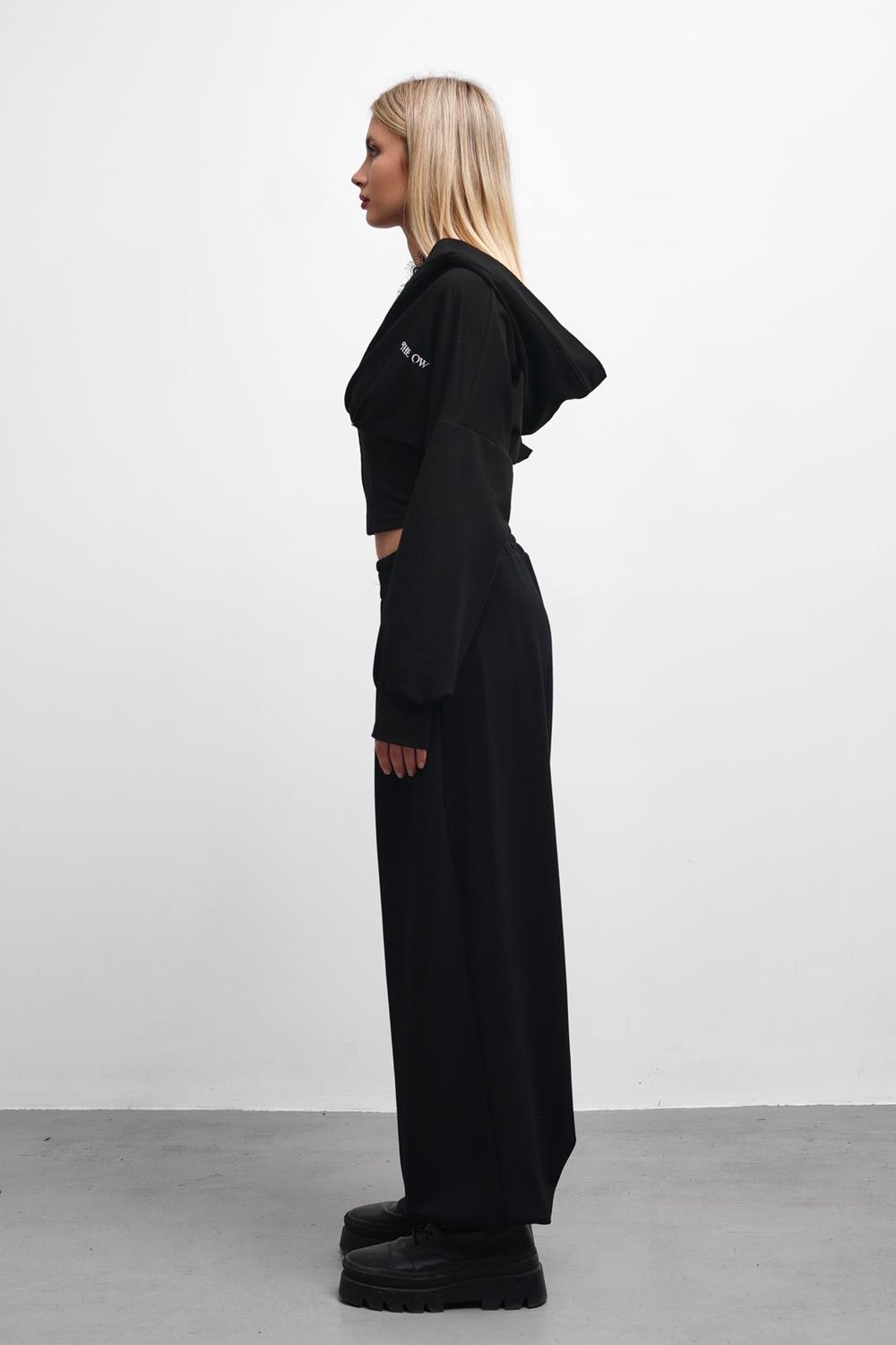 THEOW Dantel Detaylı Oversize Siyah Hırkalı Takımı