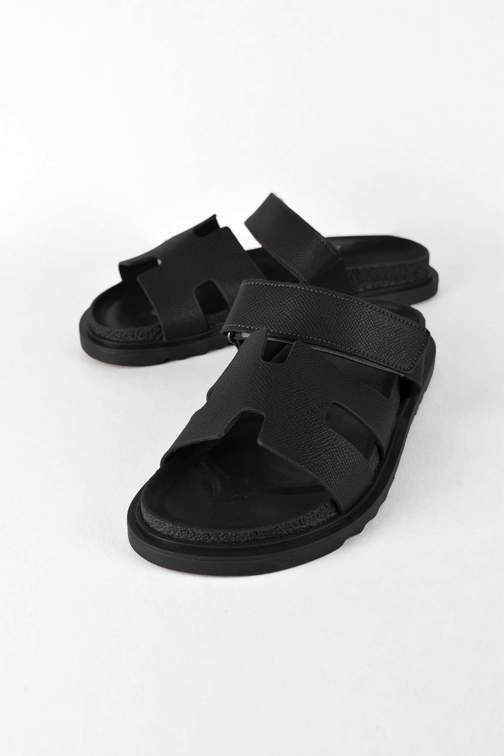 Kadın Önü Açık Cırtlı Rahat Poli Taban Günlük Terlik - Siyah