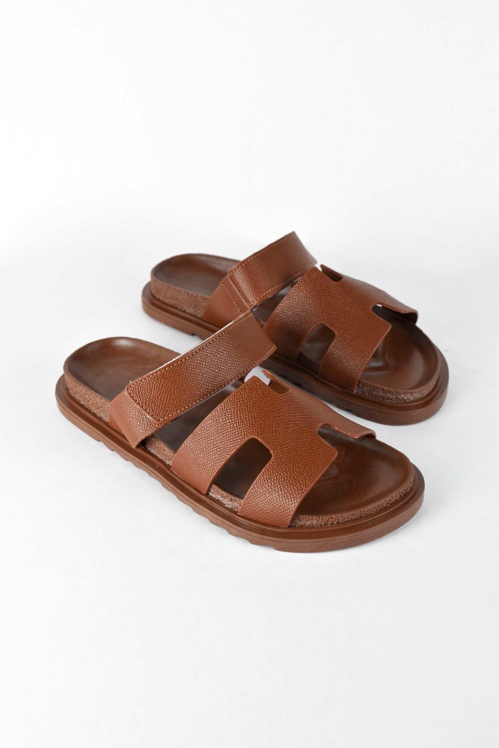 Kadın Önü Açık Cırtlı Rahat Poli Taban Günlük Terlik - Taba