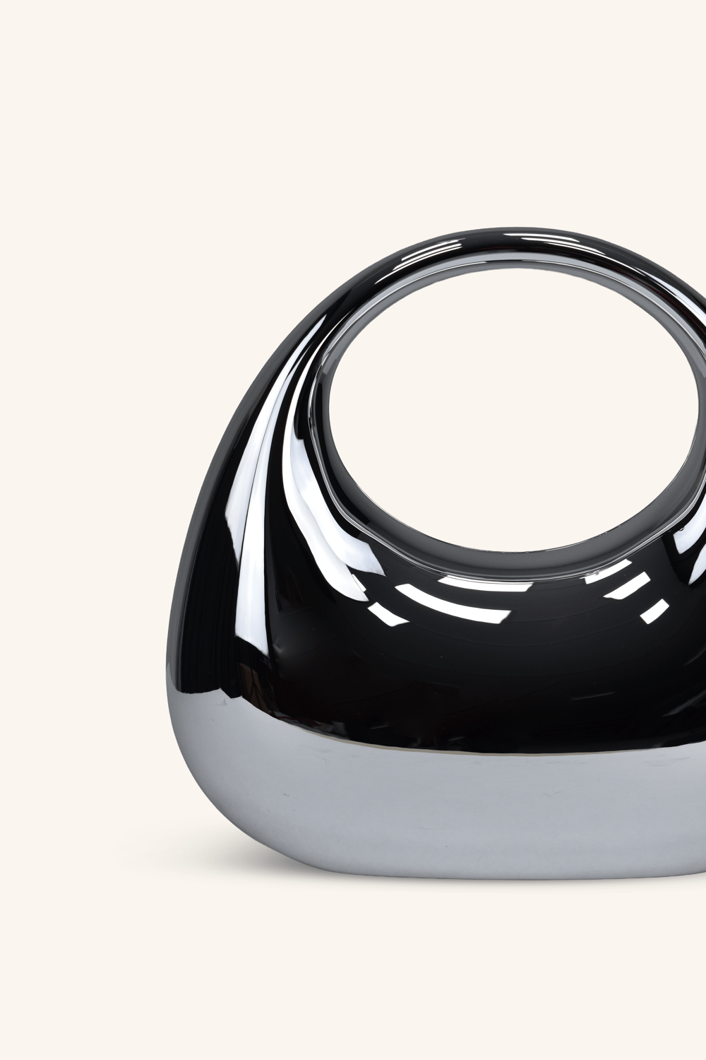 Oval Tutmalı Parlak Abiye Çanta - Gümüş