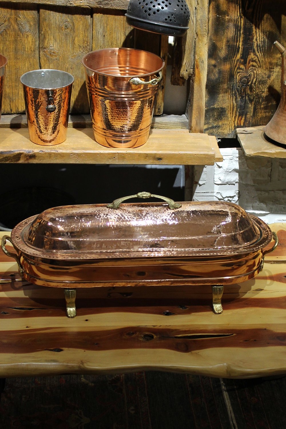 Turna Bakır Ayaklı Közlü Sunum Kebaplık Kapaklı 110 Cm Kırmızı